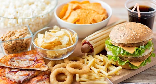 Những Thực Phẩm Nên Tránh Khi Detox: Danh Sách Đồ Ăn Cần Loại Bỏ Ngay!