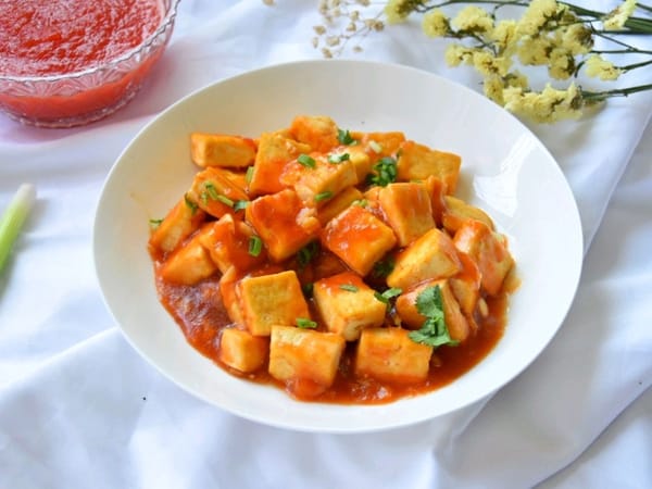 Cơm Đậu Hũ Sốt Cà: Món Chay Ngon Hết Sảy Cho Ngày Lười Biếng